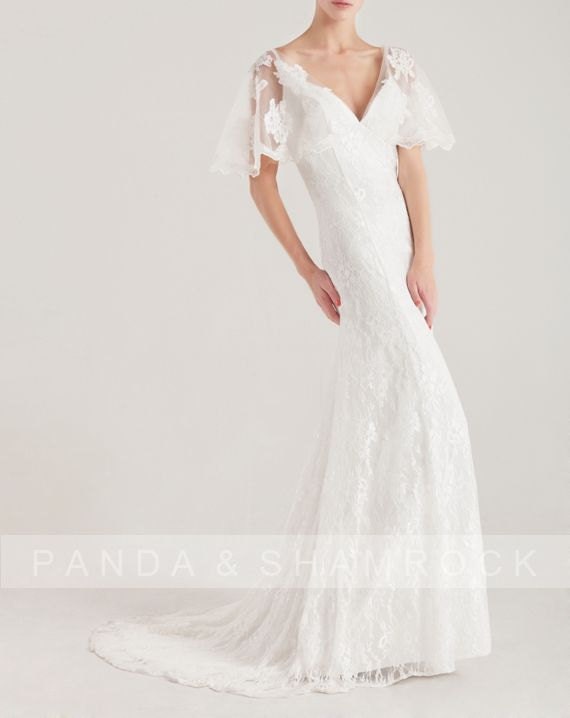Metis/wedding gown/bridal dress/bride/custom made/plus size/long sleeves/vintage style