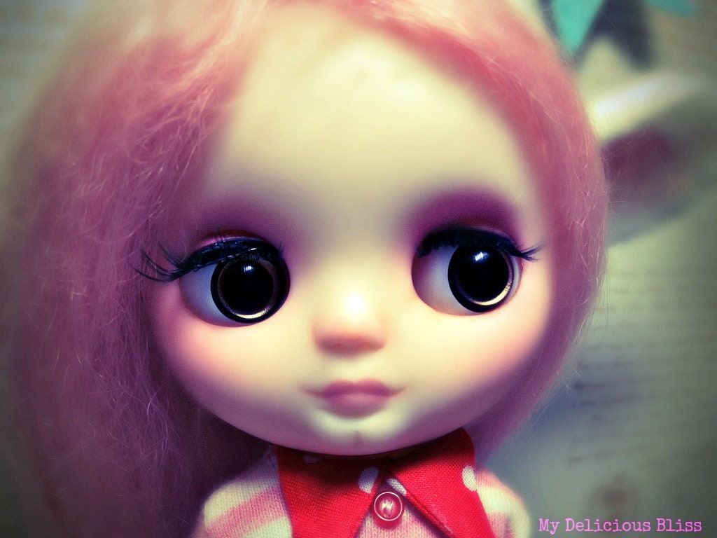 OOAK Middie Blythe Hand Painted Eyechips, Golden Girl
