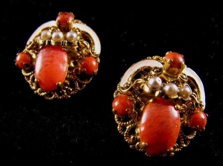 Superb Baroque Coral Rhinestone Set Brooch Earrings Demi Parure Sale 50.00