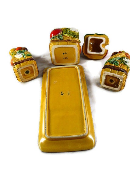 50% OFF Vintage Vegetable Shaped Condiment Set With Tray