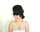 1960s Wool Hat / Henry Pollack New York / Cloche Hat / Black / For Her