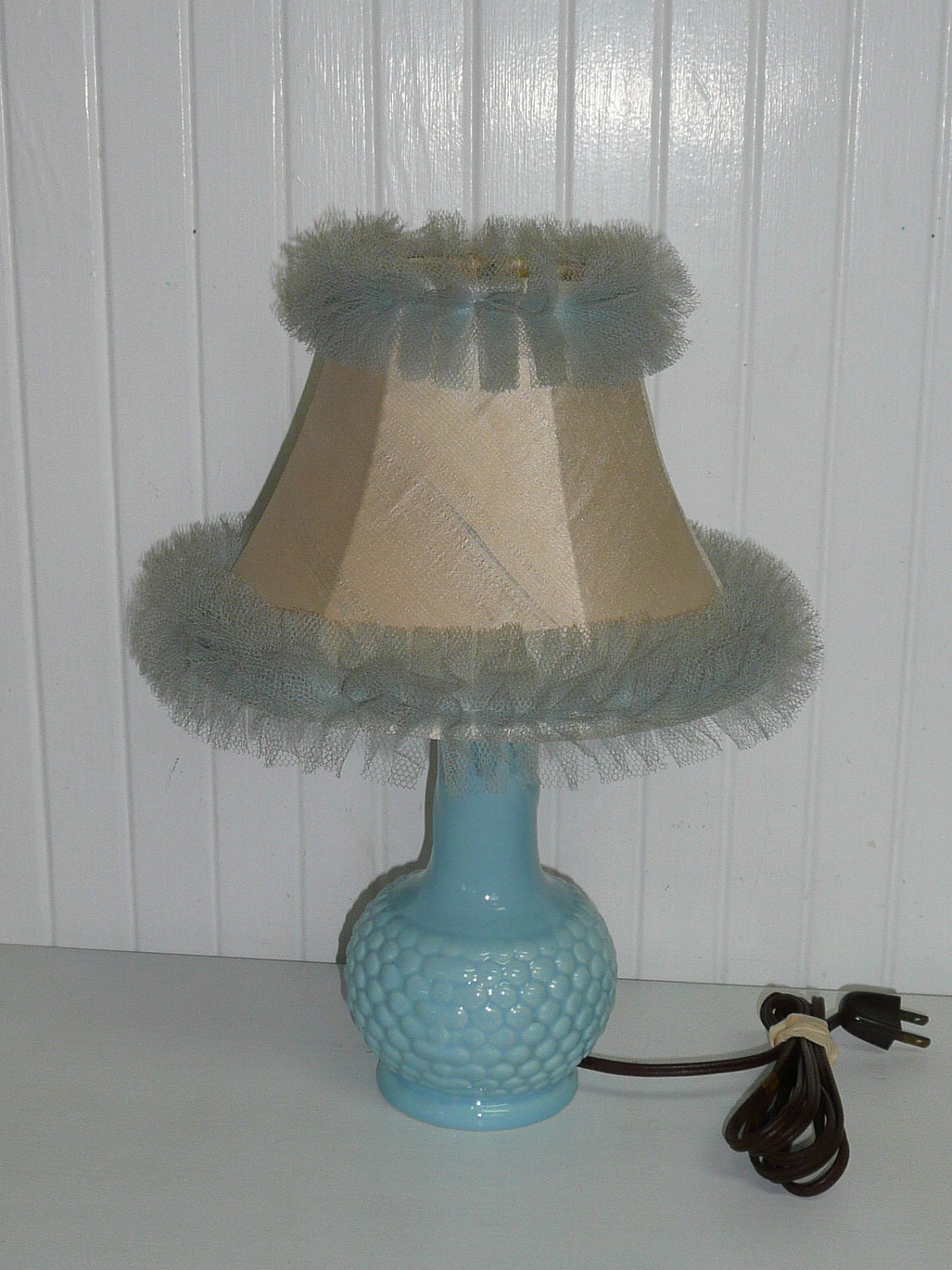 WORKING Vintage Blue Ceramic Table Lamp, Hobnail Style with Ruffled Tulle Shade - Vintage Travel Trailer and Home Decor
