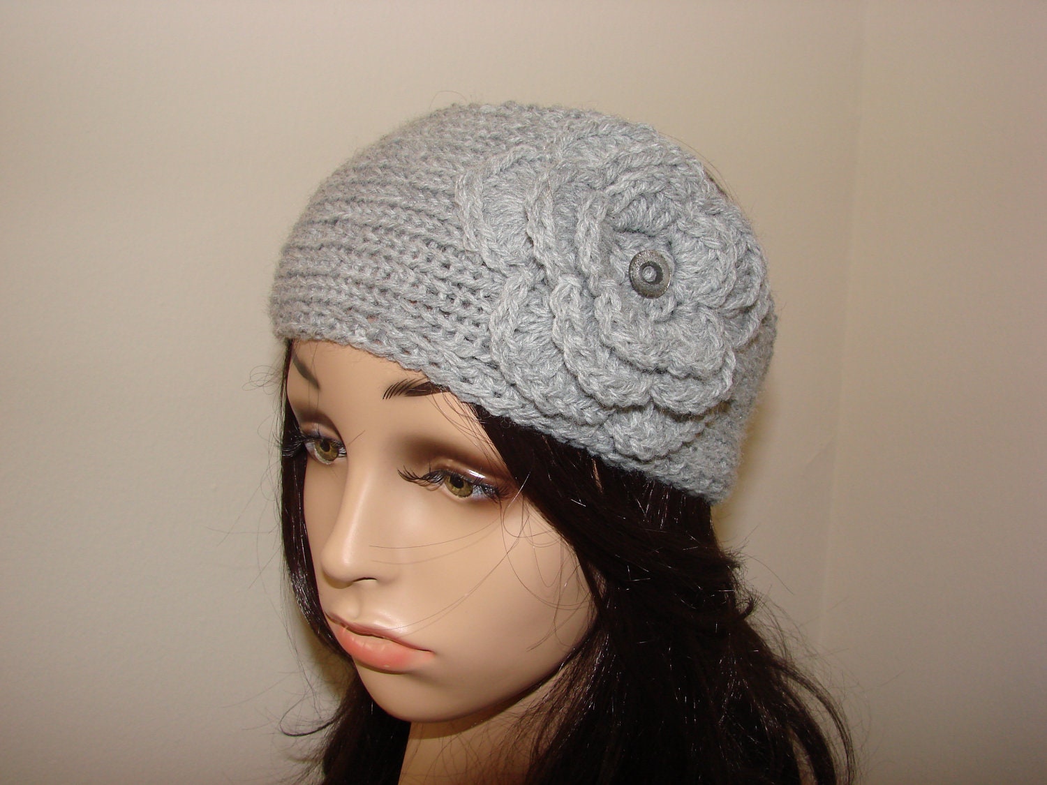 Woman girl knit headband with crocheted flower handmaded light grey silver heather ski 20% wool
