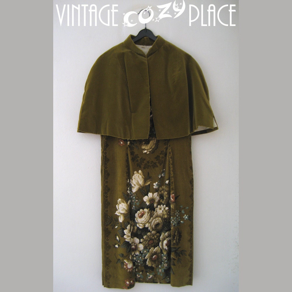 Dirndl Style Velvet Short Dress and Cape 80s