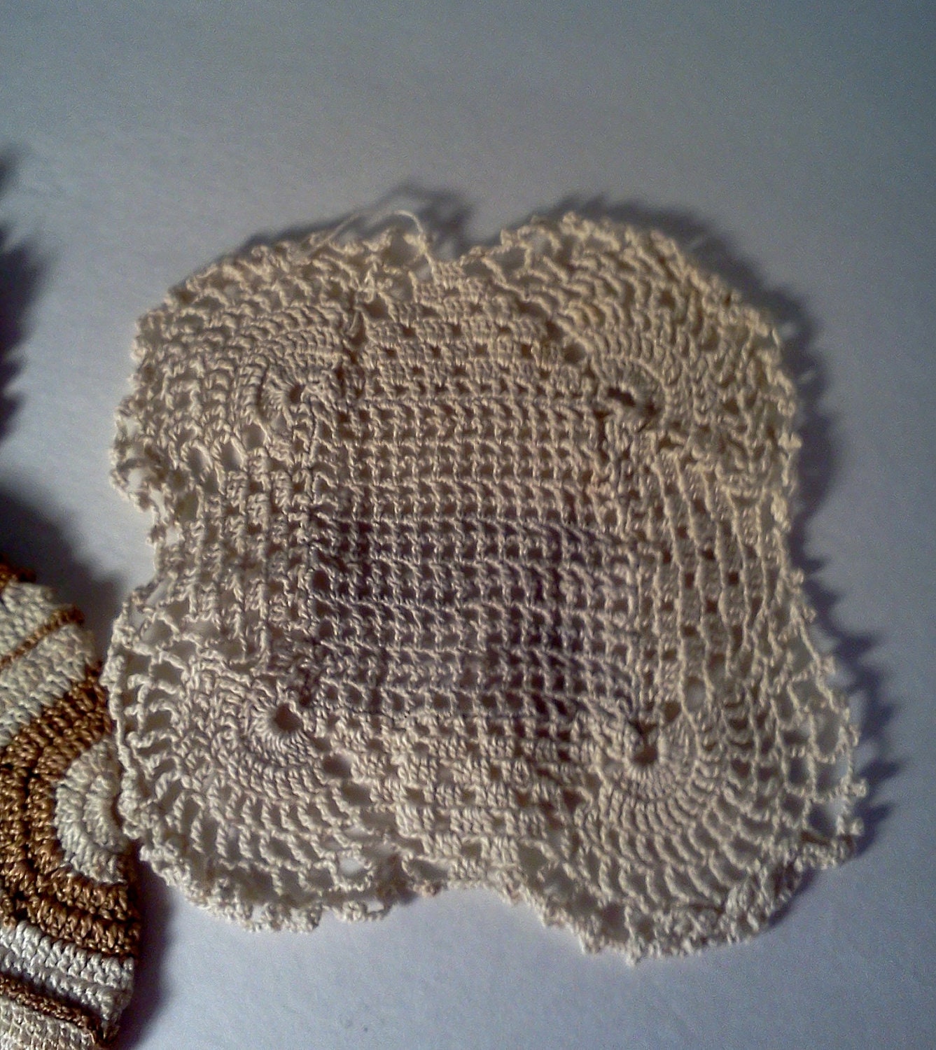 Vintage Doilies/Doily Set of 3 Farmhouse Crochet 1950's