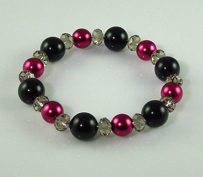 Stretch Bracelet Black Swarovski Pearls, Raspberry Pearls, Grey Crystals