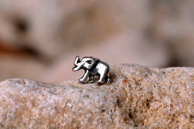 ELEPHANT Nose Stud / nose ring - Sterling Silver.