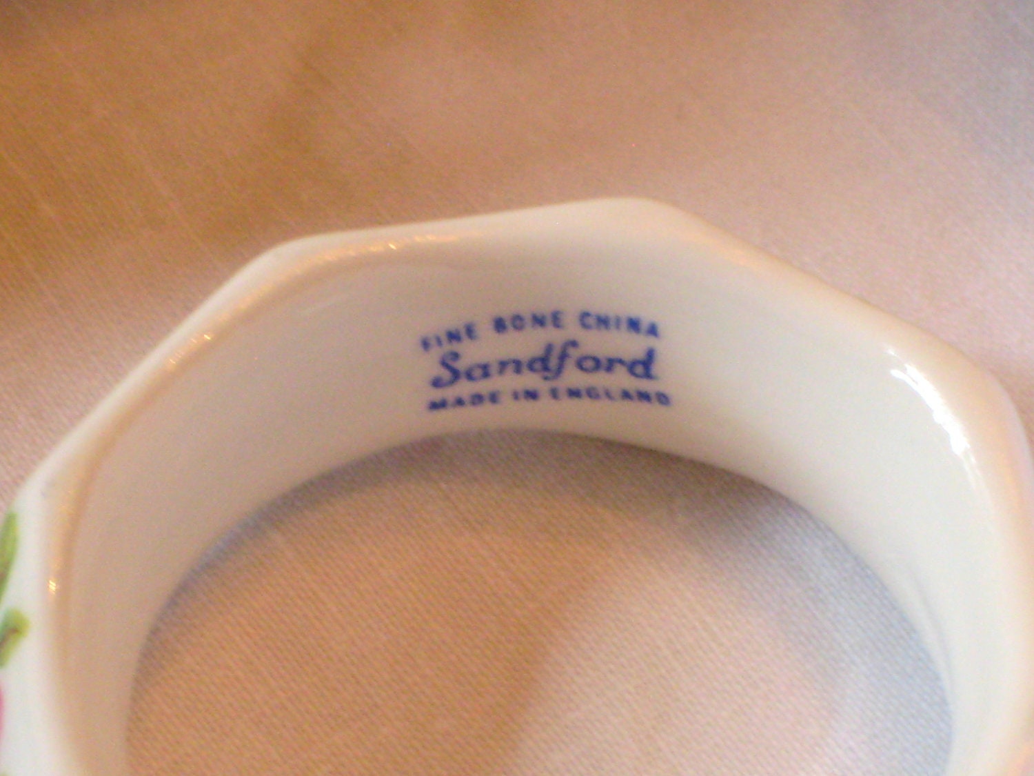 Sanford bone china napkin rings, Made in England, Cottage chic, white with yellow, pink, blue, green flowers, set of four