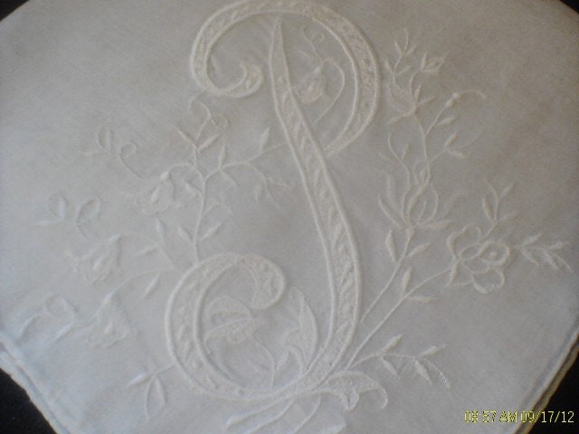 Vintage Initial P White Wedding Handkerchief  Large 15.5 by 15.5 - givemea2ndchanceplez