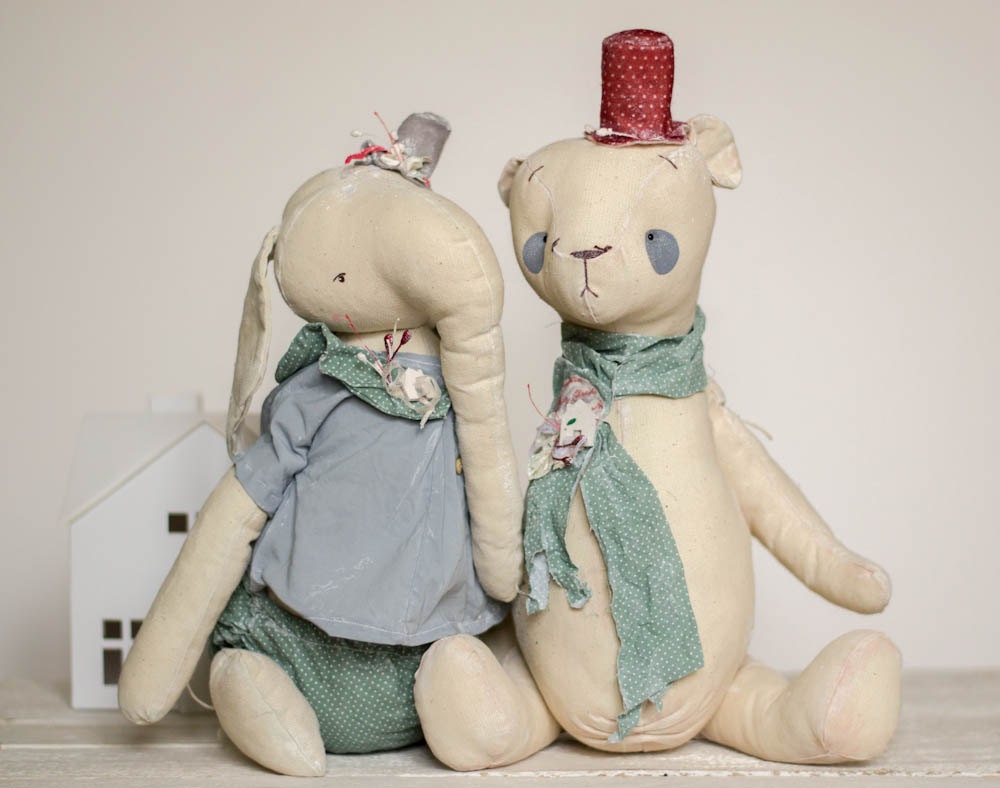 Stuffed With Love Buddy Bears - Soft Toy - Stuffed Animals - Artist Bear - Christmas History