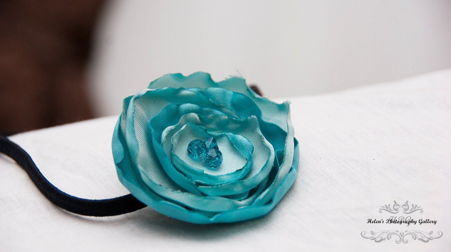 Stretch Headband for Women and Girls // Turquoise Fabric Flowers // Flowered Stretch Headband