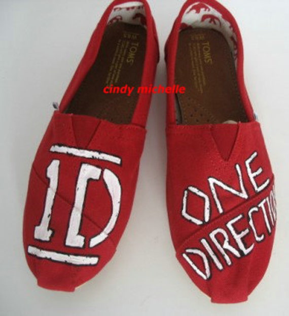  Direction Shoes on Custom Toms One Direction Toms Shoes Hand Painted On Toms Shoes