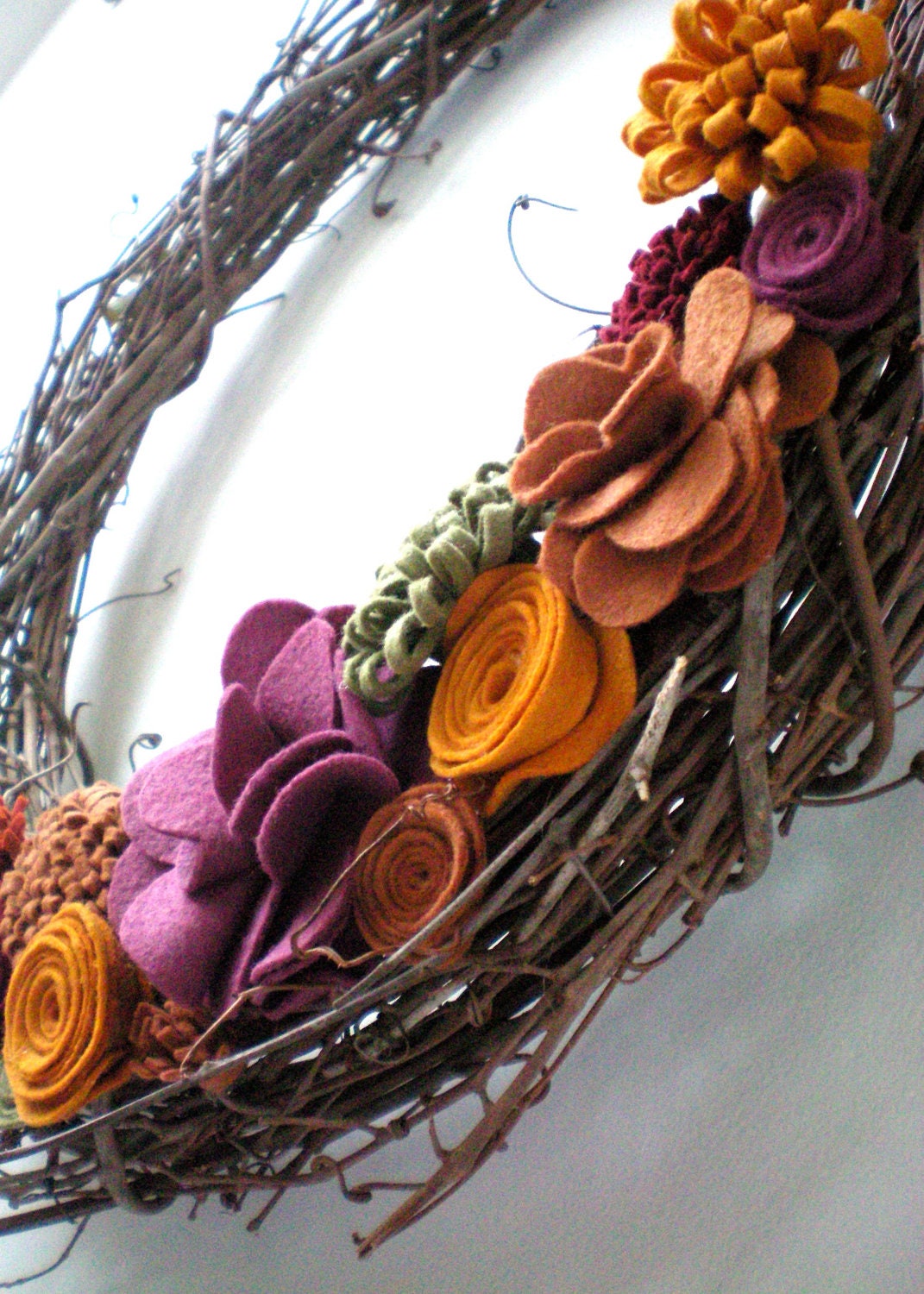 fall wreath, fall home decor, Thanksgiving wreath, grapevine wreath, felt flower wreath
