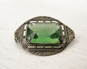 vintage 1920s brooch. Art Deco. sterling silver. PLASTIQUE VERT.