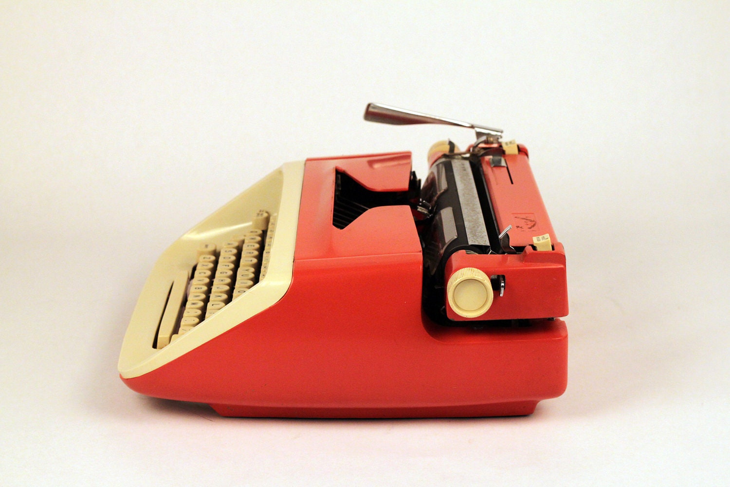 ROYAL Safari manual typewriter