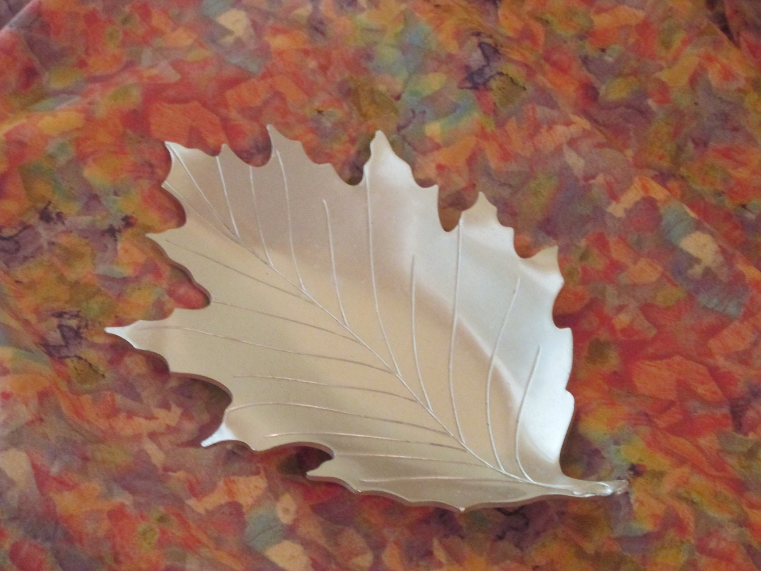Vintage Neocraft by Everlast Aluminum Leaf Tray/Candy Dish Mid Century Modern Piece