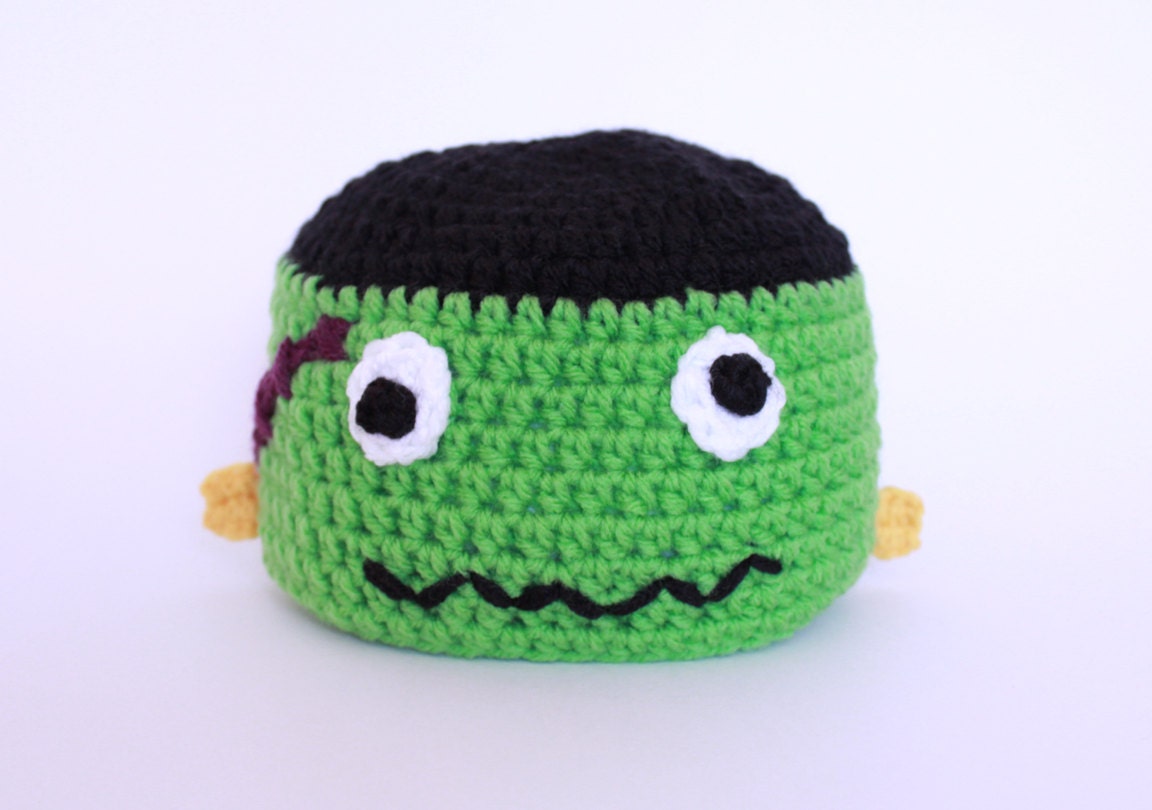 Frankenstein kids hat. Halloween children's beanie. Kid crochet beanie.