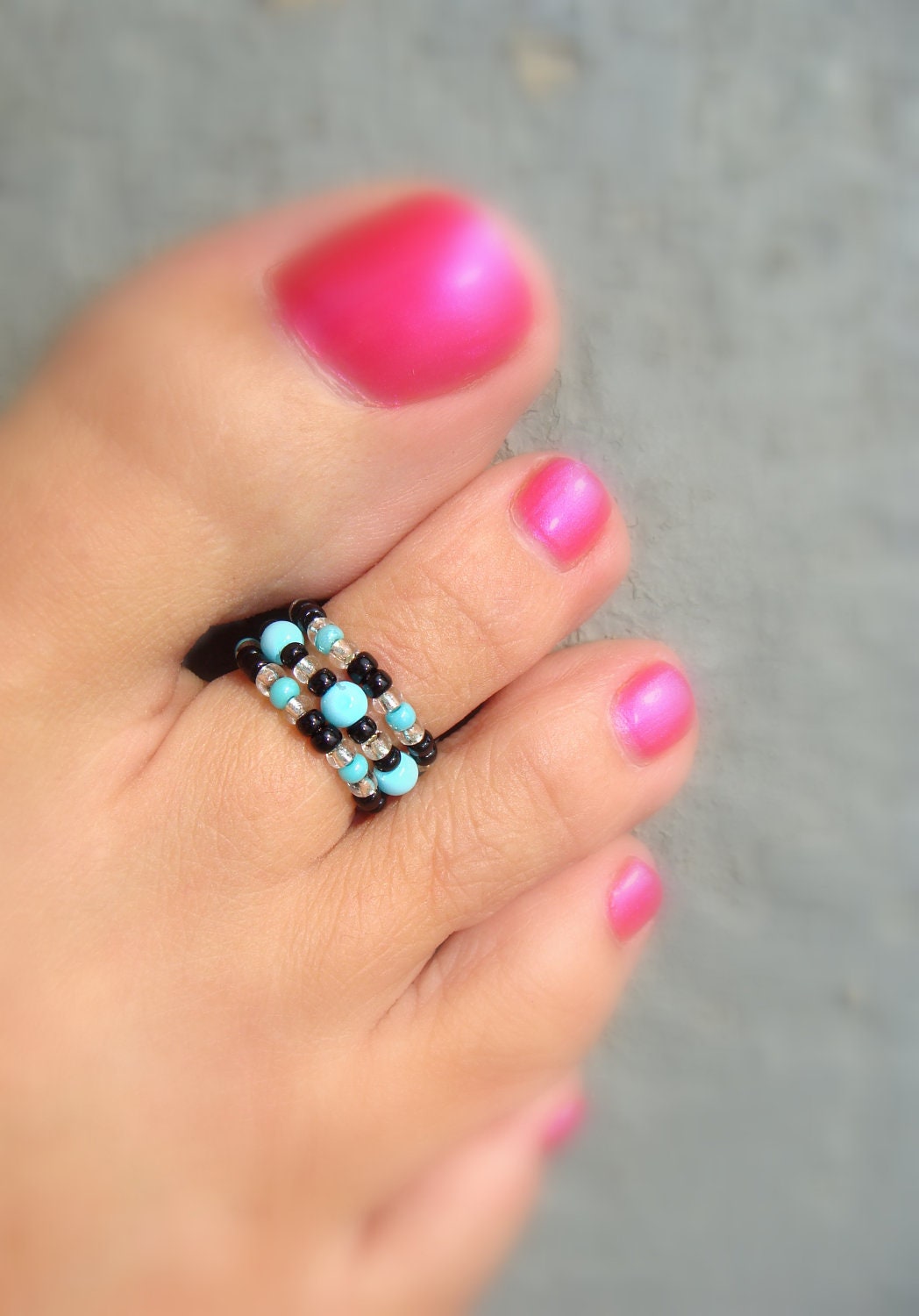 Toe Ring - Turquoise Stones - Black Silver Lined Stretch Bead Toe Ring
