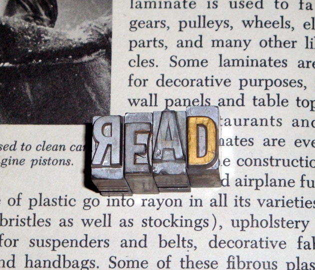 READ - Vintage Letterpress Word / Vintage Letterpress Letters READING