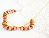 Eticia // Handmade Necklace - Pink and Golden Wood Beads on Arcs - Golden Brass Chainy