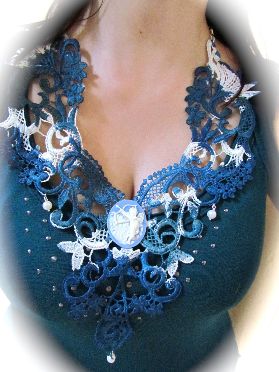 Lace necklace in blues with angel cameo and three pearl beads - Victoria
