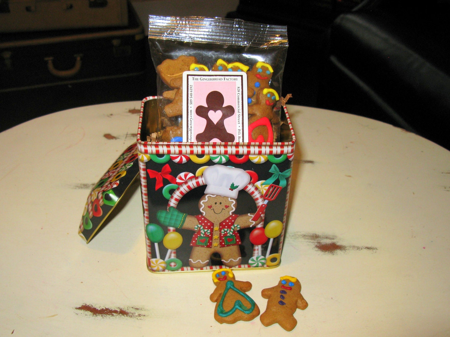 Tiny Tot Soft Gingerbread Cookies In A Gift Tin / ONE DOZEN Minature Gingerbread Boy & Girl Decorated Cookies / Reusable Box Container
