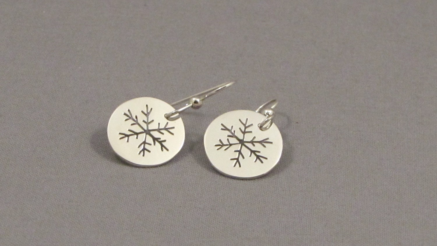 Snowflake Dangle
