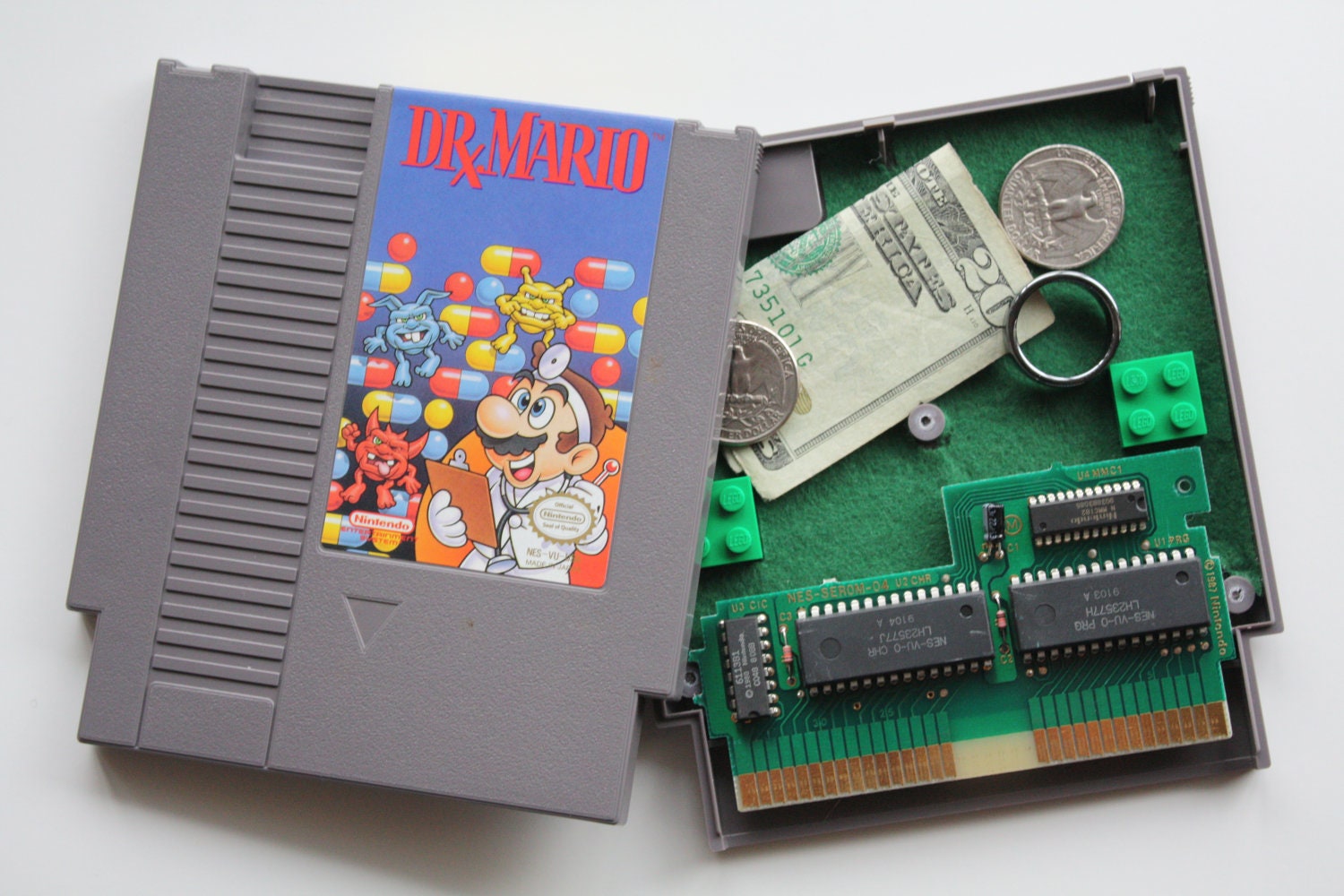 Nintendo Game Secret Stash Box (Playable Dr. Mario)
