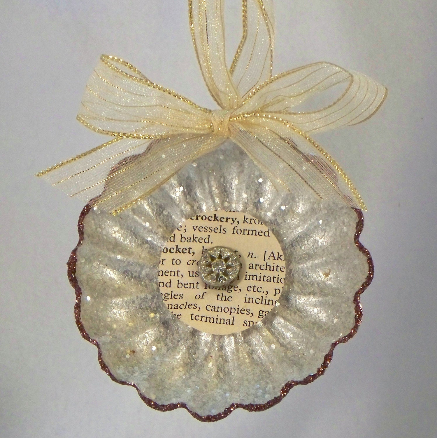 Upcycled Vintage Round Tart Tin Ornament
