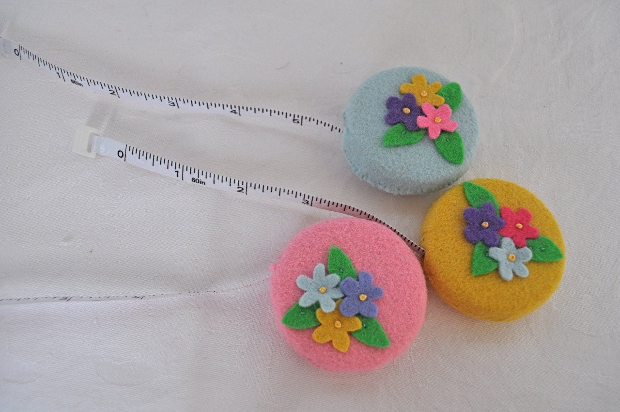Forties Inspired Felt Tape Measure