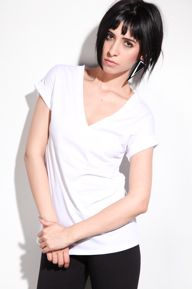 Classic Relaxed Vneck Top Shirt Handmade Cotton White Tee