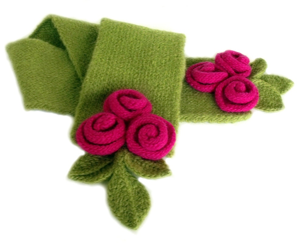 Felt scarf. Knit felt scarf with flowers and leaves. Winter warm scarf. Apple green raspberry. Mother day gift