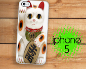 iPhone 5 Case Lucky Cat  Good Luck Charm  / Hard Case For iPhone 5. Plastic or Rubber Trim