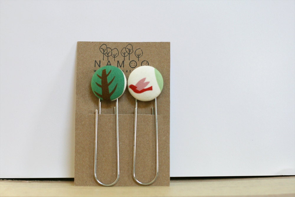 Bookmarks set with fabric covered button