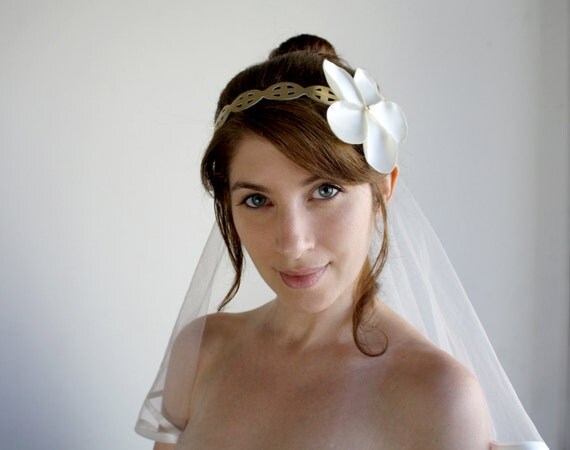 Juliet - Bridal Hair accessory, Vintage Flower Headband,in Ivory and gold leather and satin