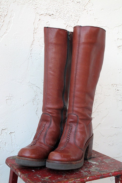 RARE Awesome Vintage 70's Brown PLATFORM Knee High Skinny Calf Hugging BOOTS with Braiding 8 9
