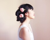 pale pink rose hair pin set // bridal hair clips, bridesmaid hair accessory, flower bobby pins, rustic flowers, wedding bobbies