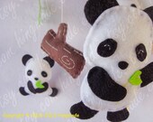 Baby Mobile - Panda Mobile - Happy Baby Panda Bear Mobile - Cute giant pandas with bamboo ball tree log design
