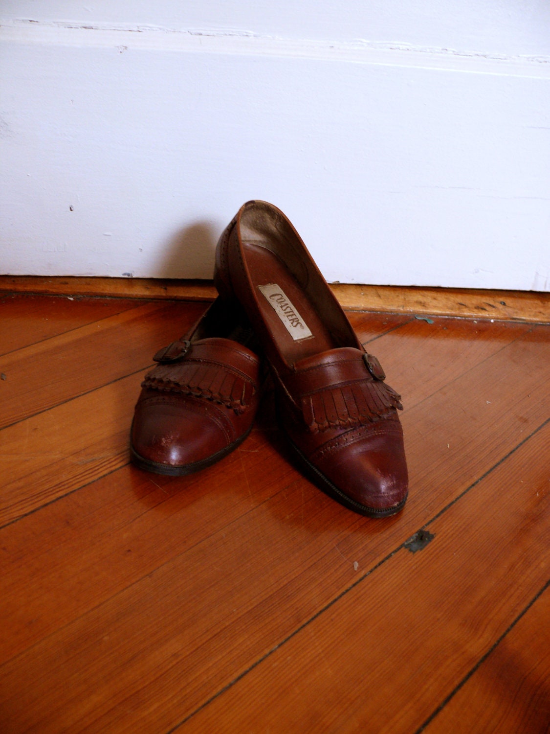 Vintage Womens Shoes, Burgundy Leather Loafers, Fringe Shoes with Buckle, Womens Sz 7, 80s shoes