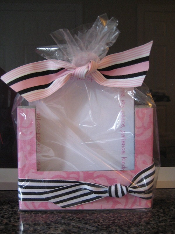 Fruit of the Spirit Notepaper in Stylish Galvanized Holder - Hot Pink and Black