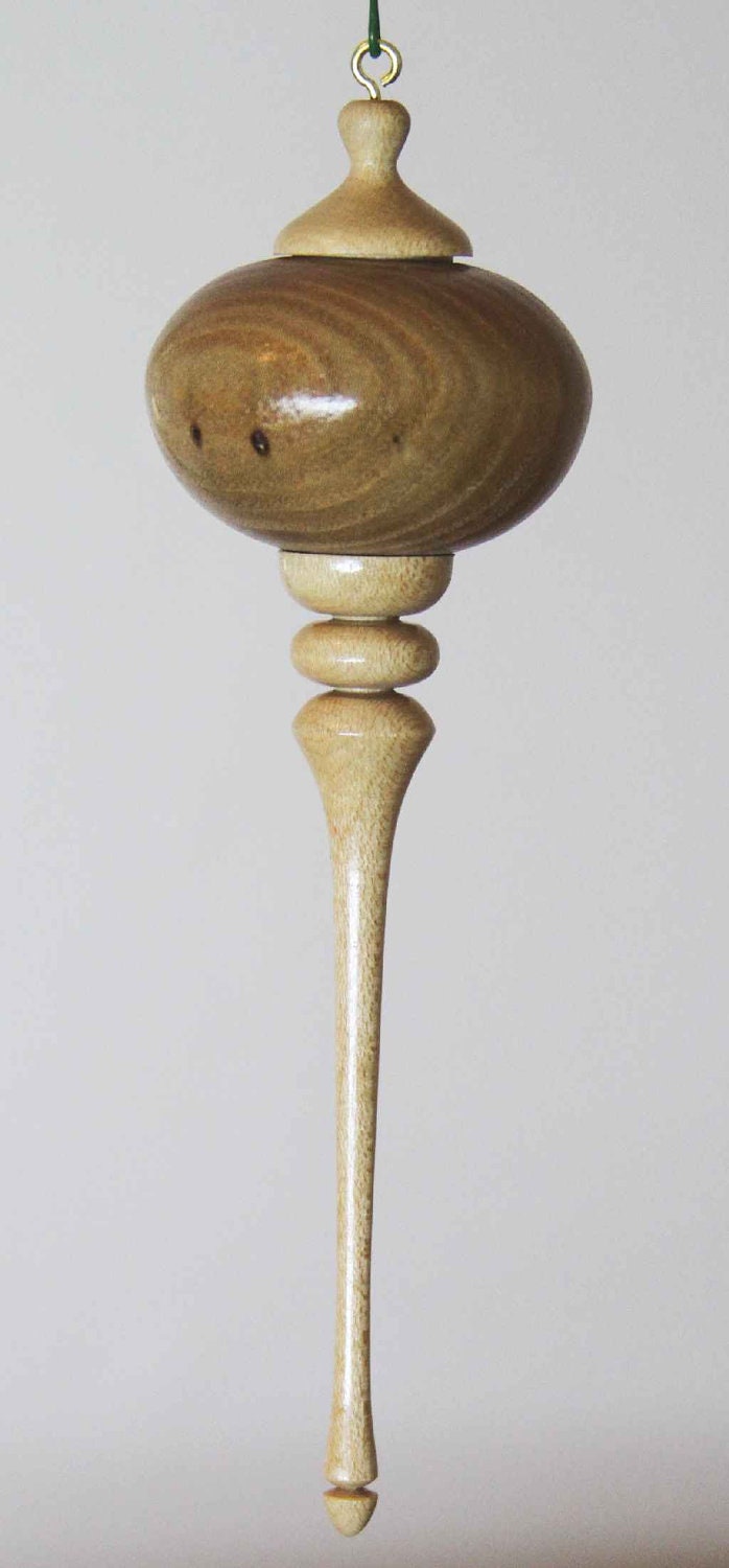 Christmas Ornament, Elm Hollow with Maple pendent
