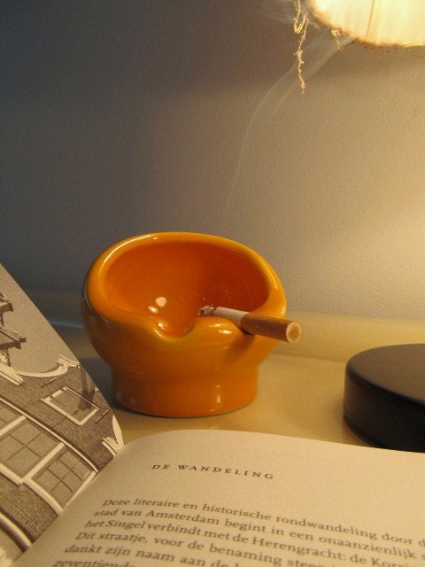 Ashtray Ceramic Retro Style Ball Orange
