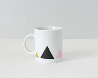 Geometric triangle mug