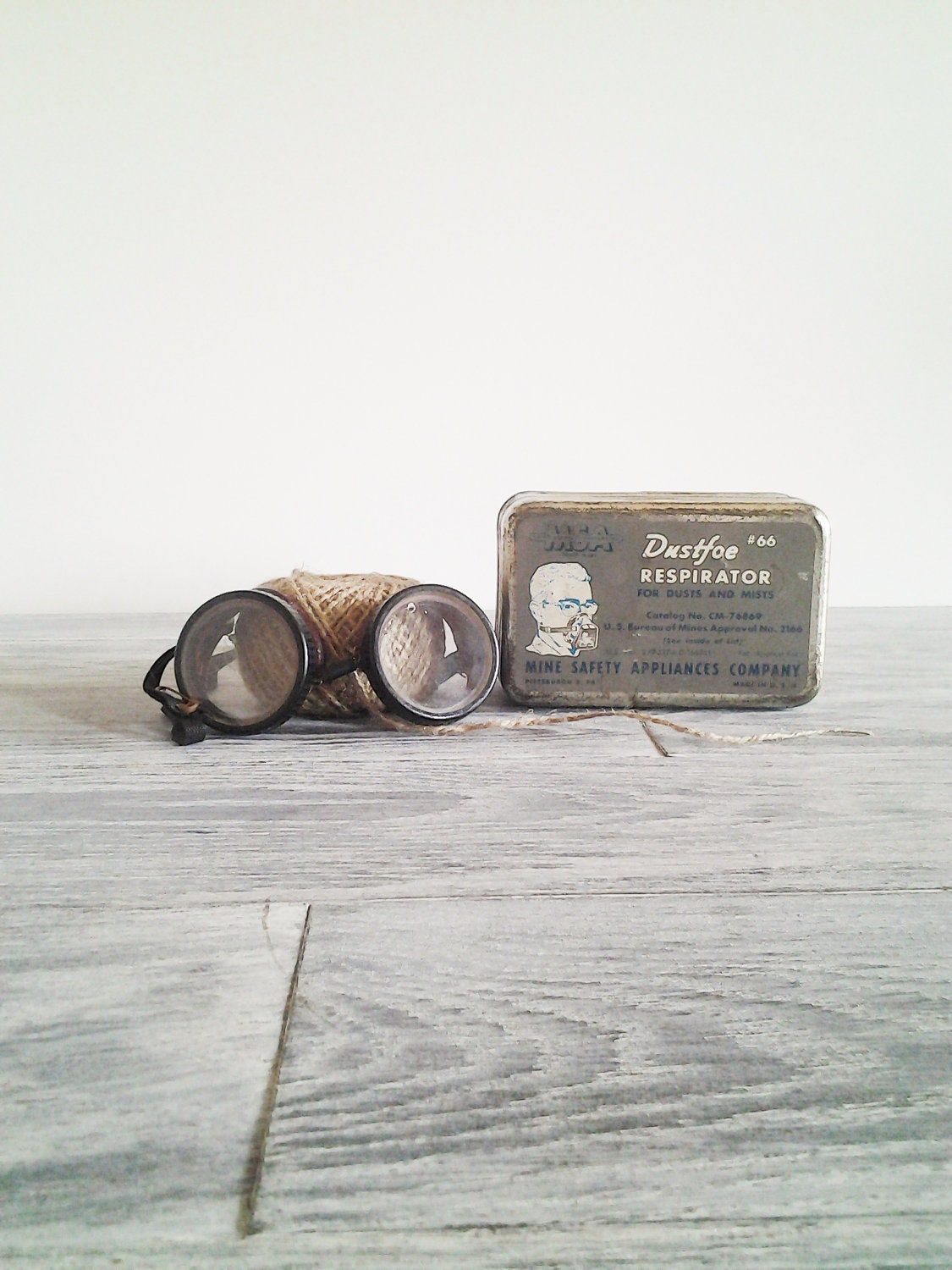 Vintage 1940's Dustfoe Mining Respirator Tin Box