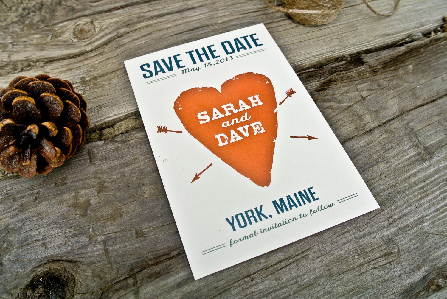Save The Date : Rustic and Modern Heart PostCard