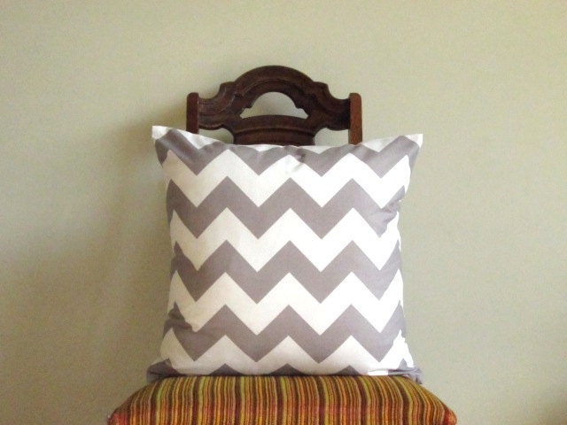 Gray chevron pillow cover 20 x 20 Decorative pillow cover modern White zig zag white grey Riley Blake cotton ONE