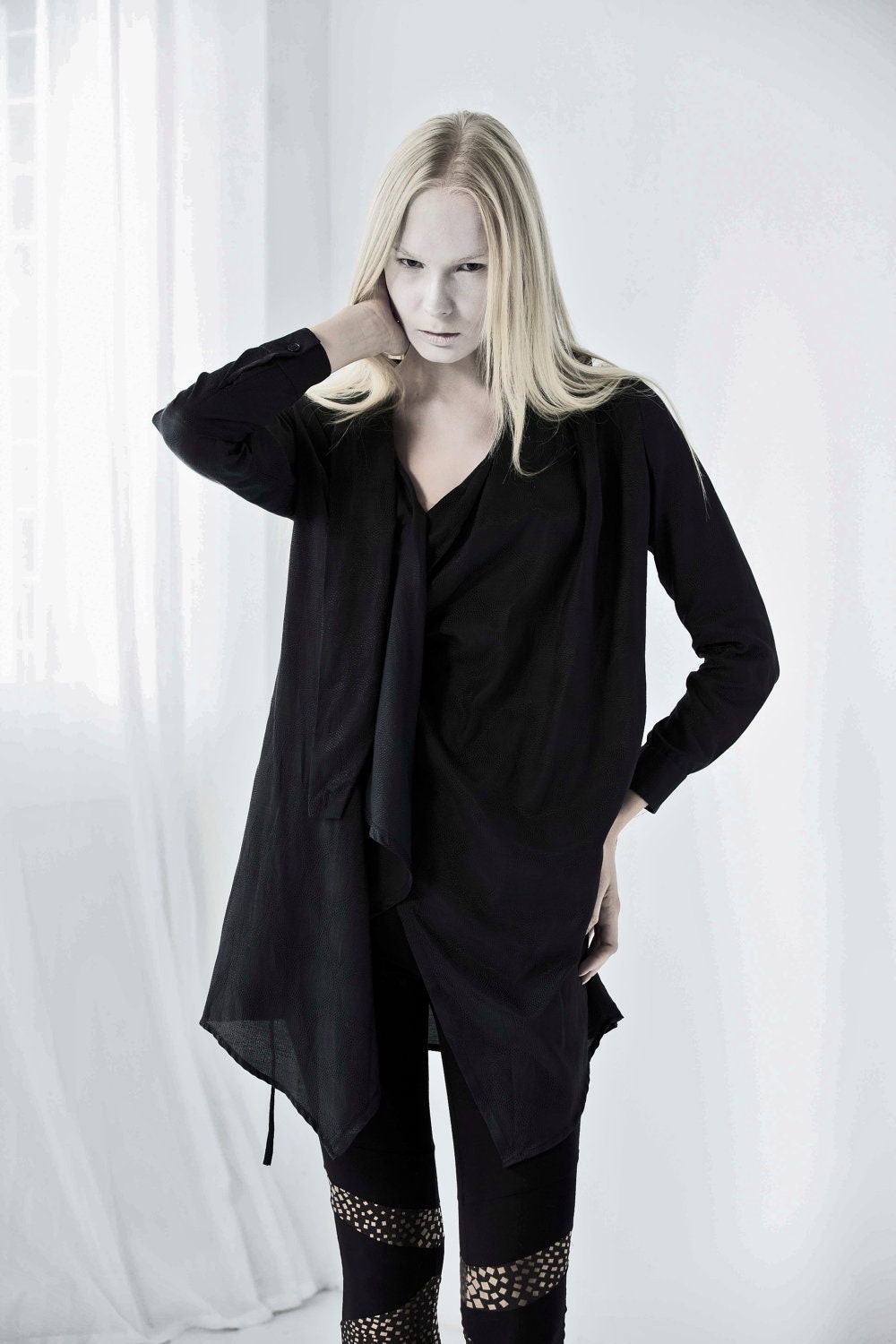 Three Way to Wear Black Shirt