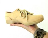 80s Vintage Famolare Oxford Shoes - Dance There - Taupe Nougat Suede - Italian Lace Up Oxfords - Wavy Gum Soles - 7.5 M