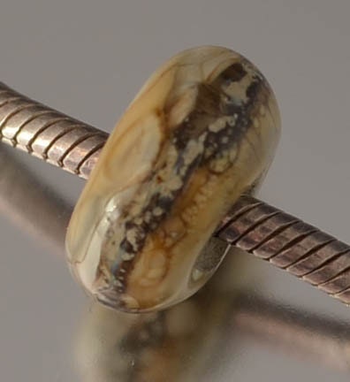 KILLERBEEDZ1 - Ivory Crackle - Big Hole Barrel Bead (European Charm Bracelet)