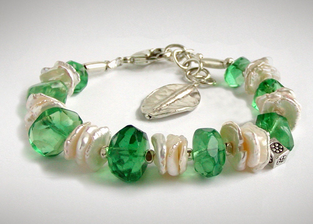 Emerald Green Fluorite Bracelet - Keishi Pearl and Silver, Adjustable Length